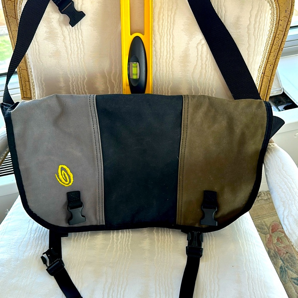 Timbuk 2 Designs -Messenger Bag